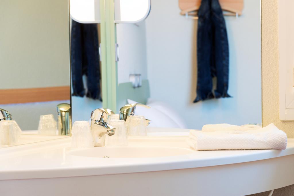 Ibis Budget Granville Exteriör bild