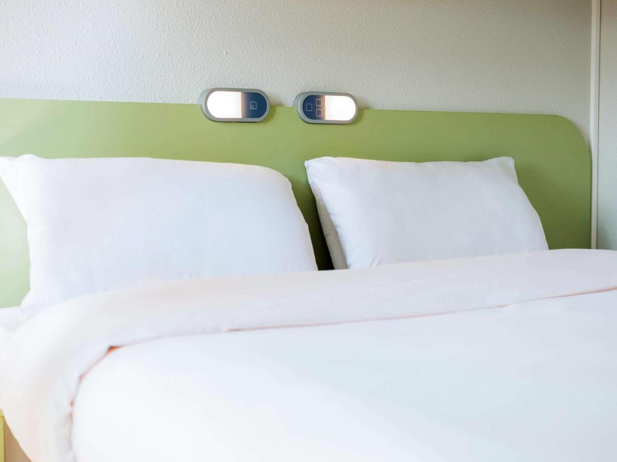 Ibis Budget Granville Exteriör bild